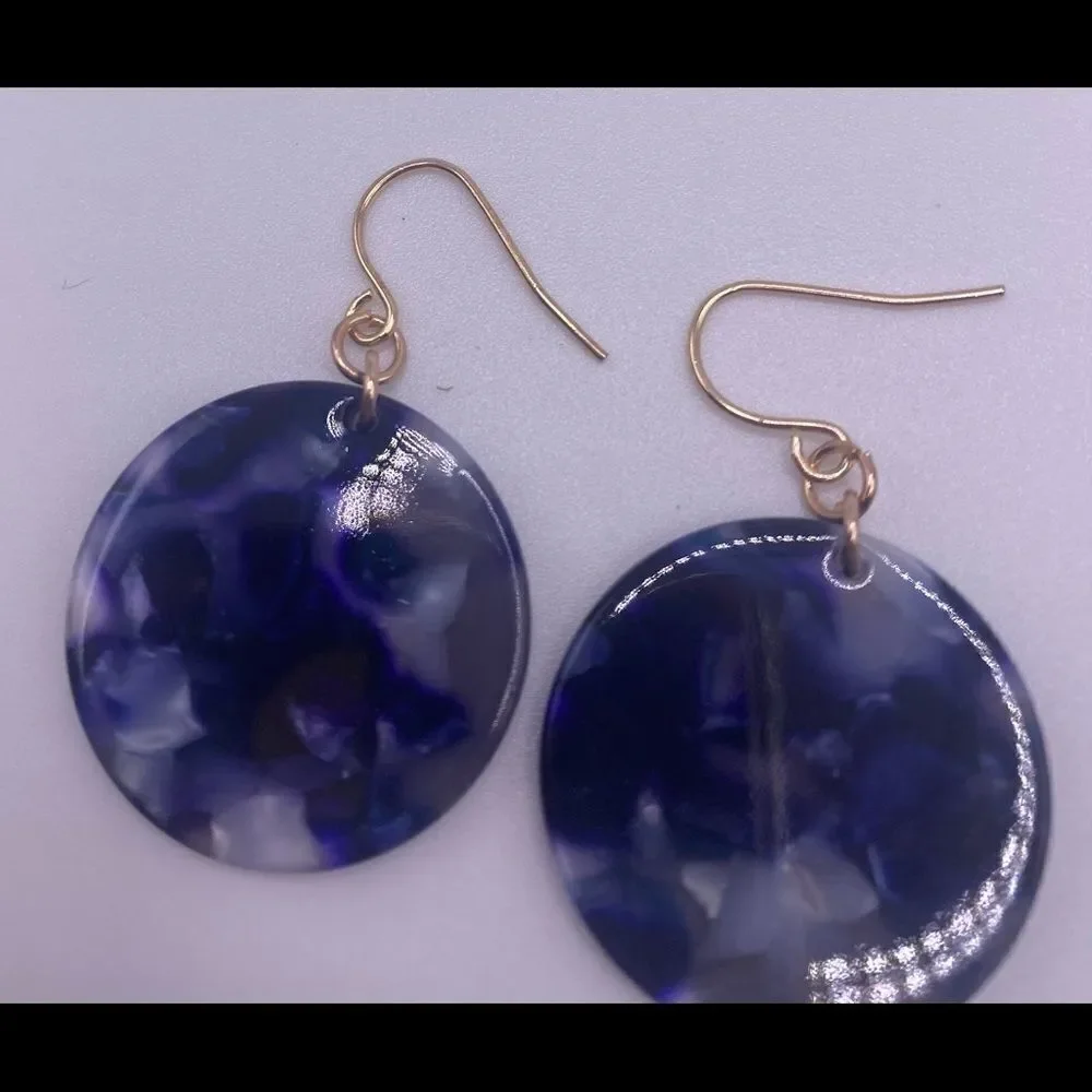 4/$20 Isaac Mizrahi Marbled Resin Earrings